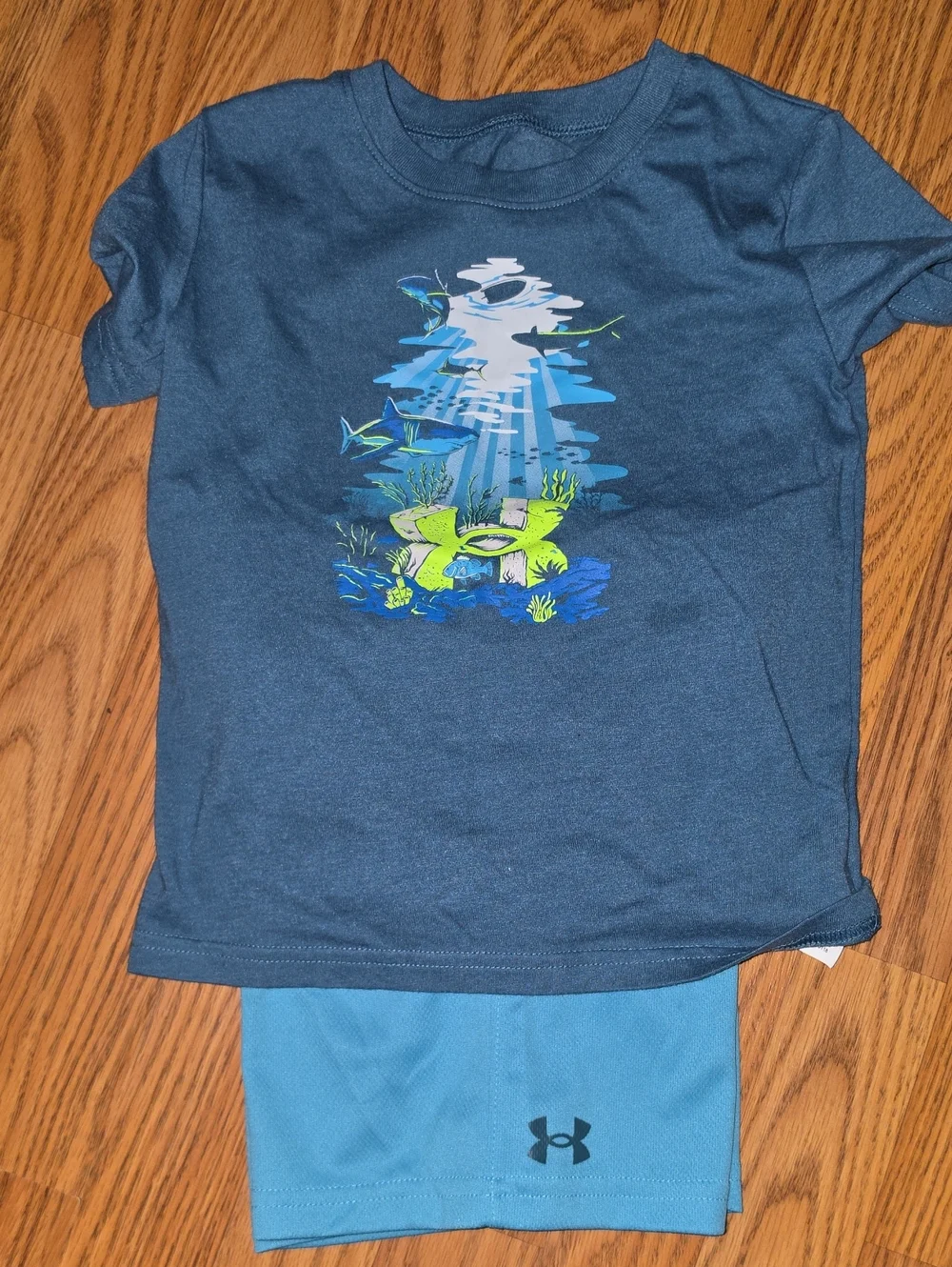 Under Armour Navy Graphic Tee with Light Blue Shorts